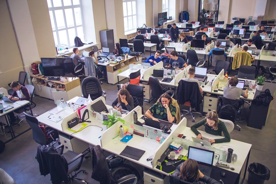 44277270_2355827954431759_68593406560960512_n